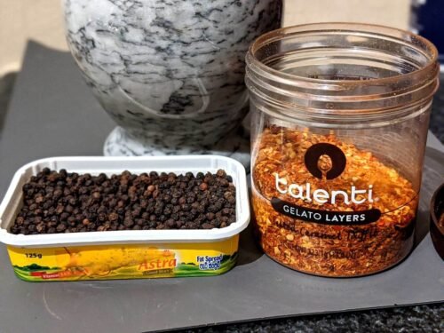 black pepper and red chilli flakes